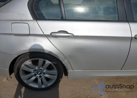 2007 BMW 328I z USA, uszkodzony, nr VIN WBAVA33537KX73892